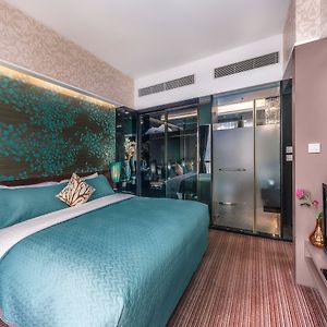One-Bedroom Executive